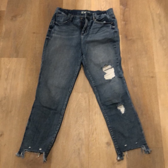 Ripped Jeans - Picture 2 of 3